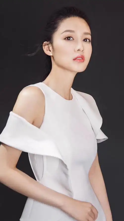 李沁精美壁纸:清新仙女,忍不住越看越喜欢!