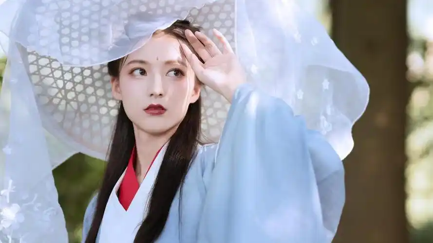 古装汉服美女唯美仙气写真