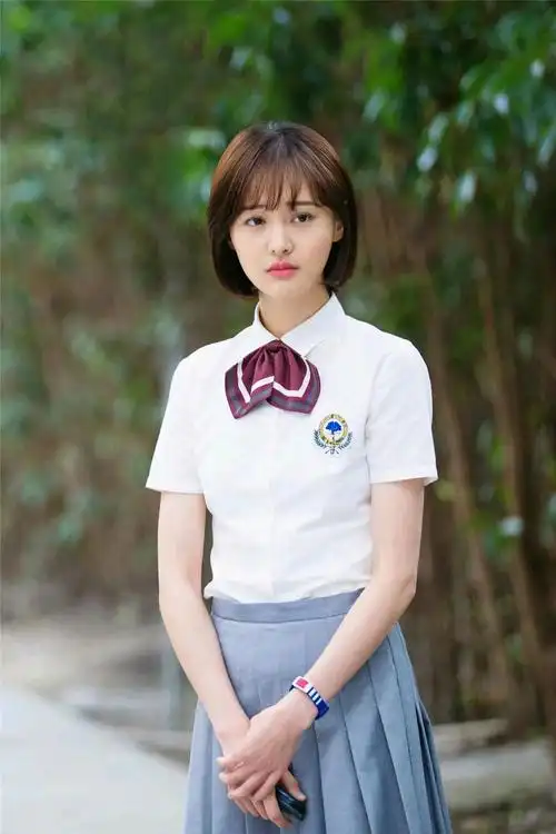 演员郑爽的个人资料简介郑爽和张恒的故事