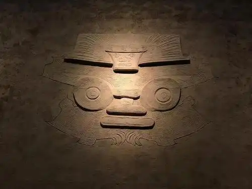 神人兽面纹,体现良渚先民"天人合一"信仰 / 良渚博物院