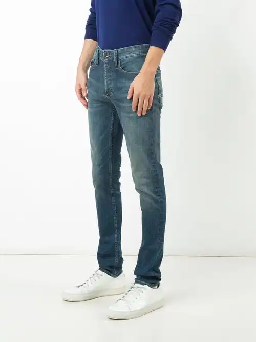 slim-fit jeans