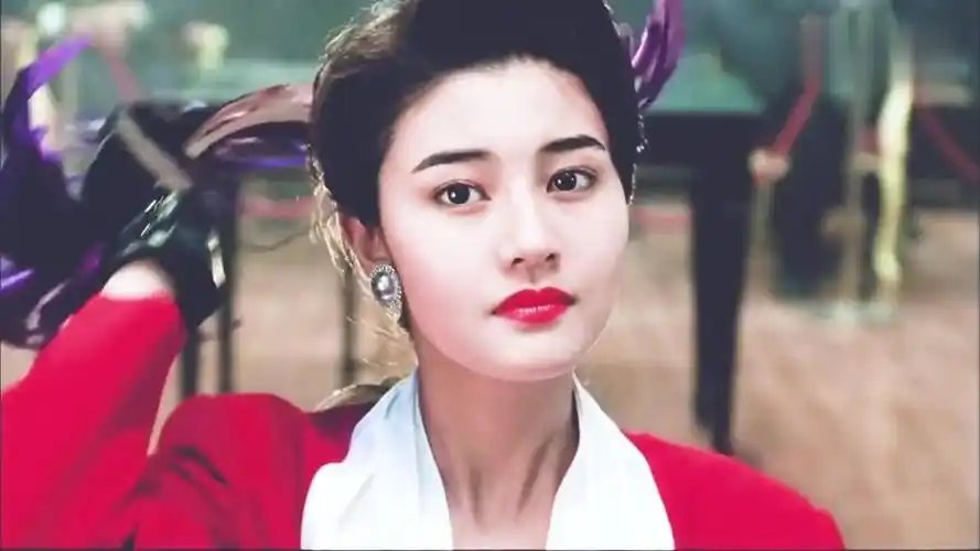 "最美港姐"李嘉欣的颜值巅峰,美貌和气质完全对得起这个称号