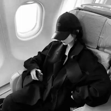 女生头像非主流霸气黑白图片小心点会偷走你的心