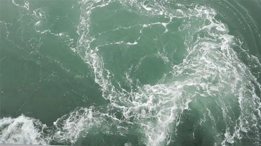 唯美海浪风景高清桌面壁纸