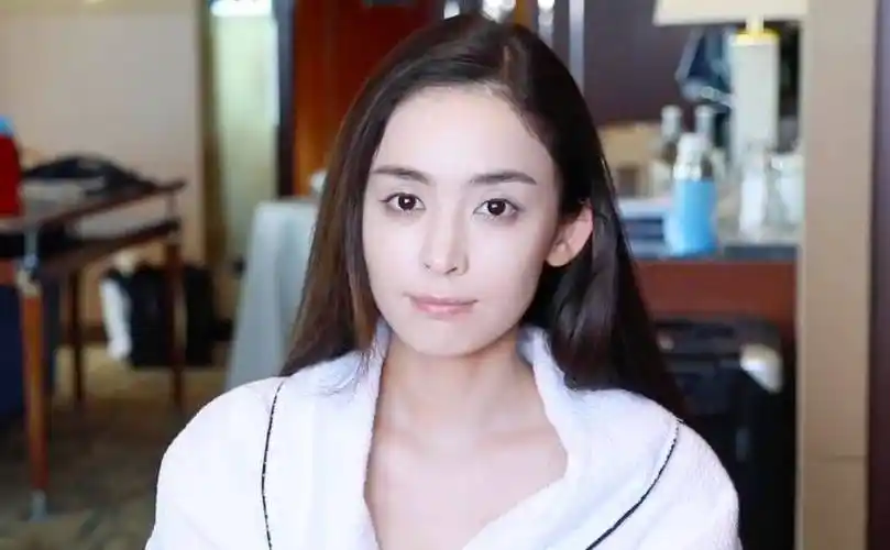 古力娜扎素颜状态曝光!