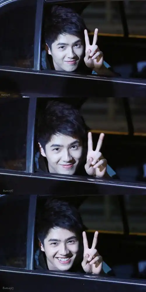 刘昊然 你眼睛会笑 弯成一道桥