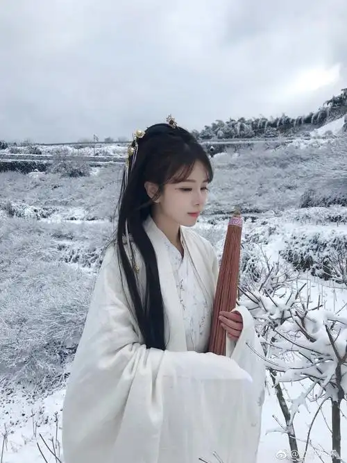 古风真人 壁纸 女生头像 女头 小清新 虐心 唯美 高清 意境 古风 古风