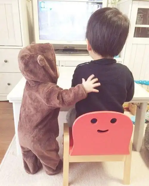 超甜兄妹火遍网络看完的都去生二胎了