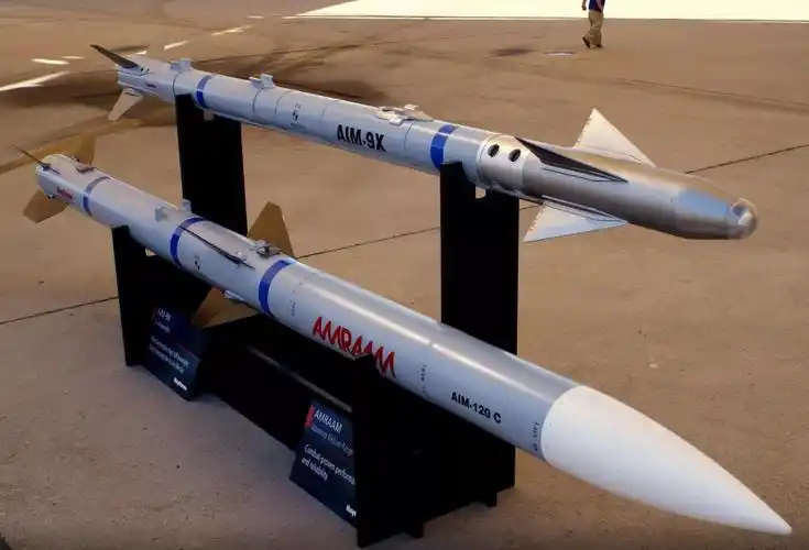 aim9空空导弹被美军广泛装备开创了对空作战记录