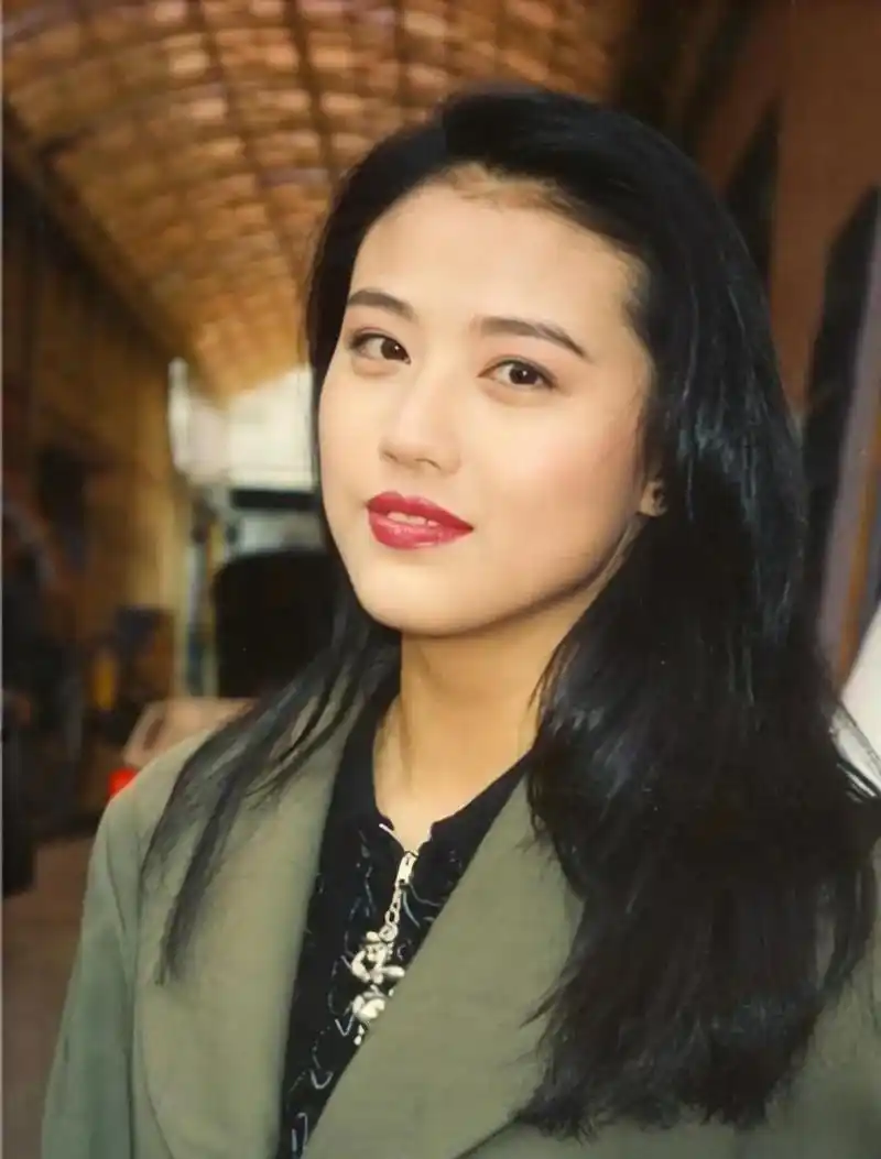 绝色美女周海媚,要怎么好看就怎么好看#明星美不美# #气质女神明星