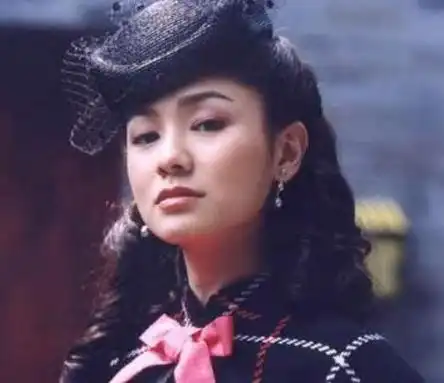 回顾胡可:嫁给沙溢3年生2子,曾含泪直言"后悔"风光背后有心酸