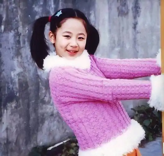 杨紫小时候求关注