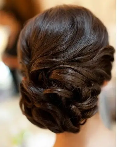 高回头率盘发发型图片螺旋盘发美爆片