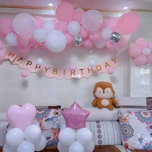 女宝宝生日家里布置