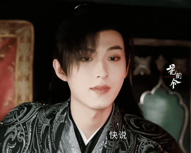 像不像李准基且不说,难得能撑住这类型眼妆.