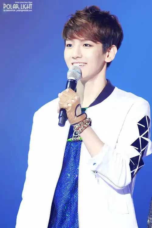 2012年刚出道的边伯贤是什么样的