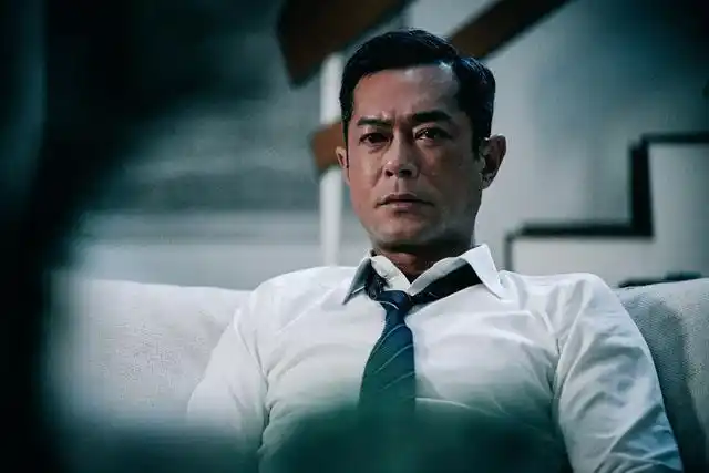 香港电影《g风暴》剧情紧凑 冲击不断 古天乐被恐怖份子逼到眼泛泪光