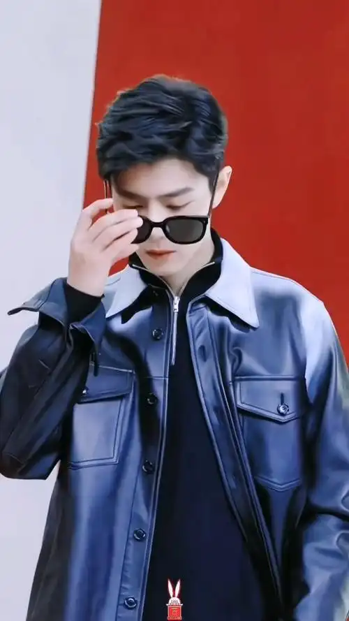 肖战#戴墨镜的大帅哥
