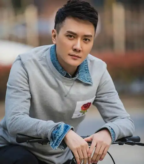 冯绍峰宣布退出娱乐圈接手家族产业,网友:可惜了一个好演员!