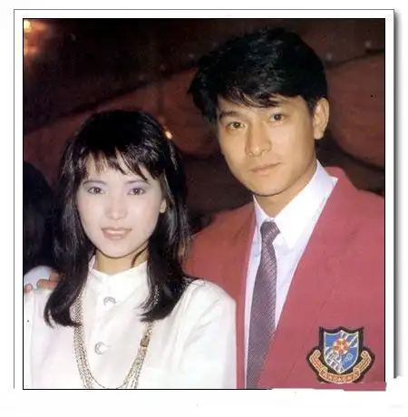 天王巨星刘德华第一次爱的人 华仔的初恋 影帝的恋情