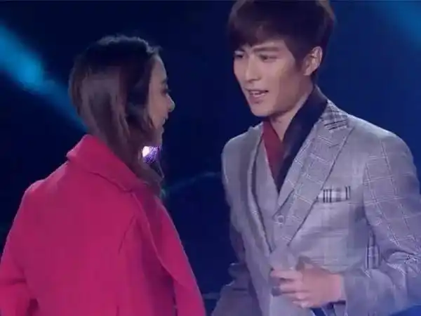 星海校花卓仕琳结婚了!前男友陈学冬知道吗?