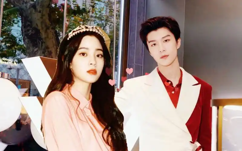 范丞丞欧阳娜娜自给自足有点甜哦