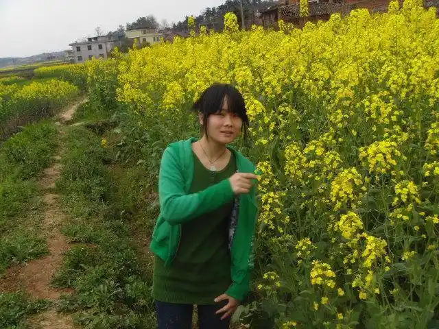 在农村,为啥有女孩子30岁还不结婚?不怕找不到对象,嫁不出去吗