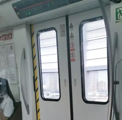 摄影分享成都地铁照片