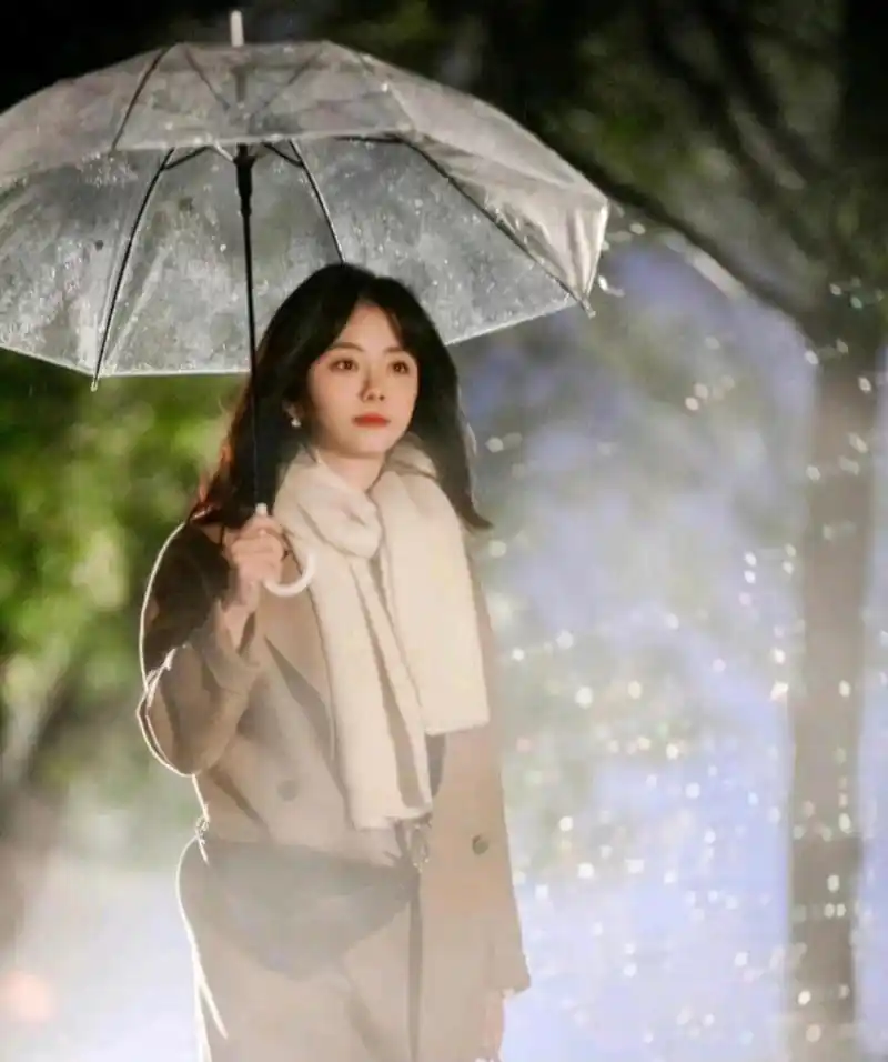 松果快来!第1661526615 谭松韵的图片来啦!松果快来!