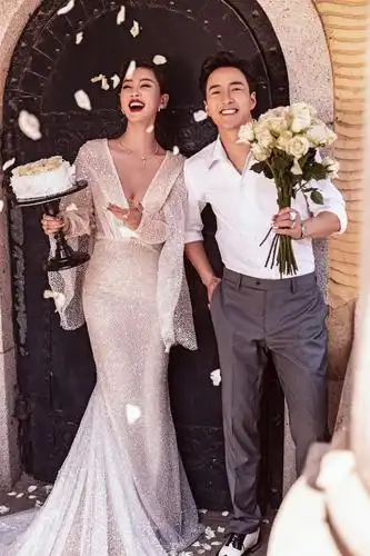 铂悦旅拍新人必拍的5种婚纱照风格看看你最喜欢哪一种