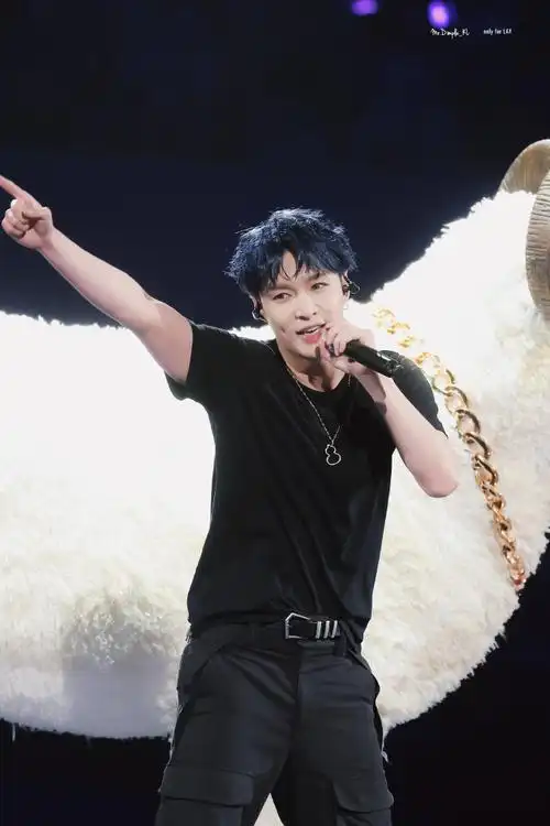 张艺兴[超话]##张艺兴2024世界巡演