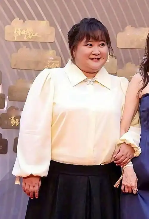 网易首页>网易号>正文申请入驻> 贾玲如果不是女明星,不是女演员或者