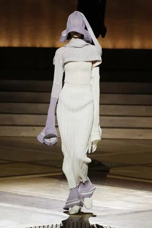 issey miyake 2024秋冬巴黎时装周##巴黎时装周