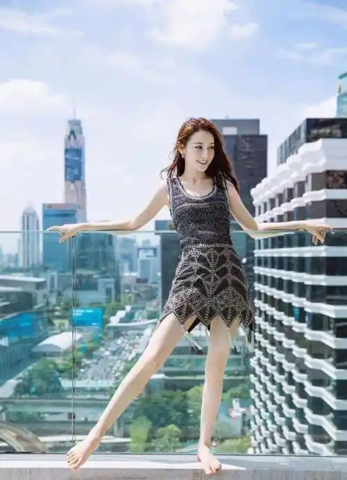 谭维维_束起_腰带