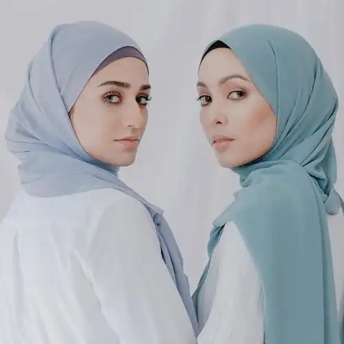 2020 穆斯林 hijabs 围巾独特的软溢价皱纹平原雪纺围巾头巾