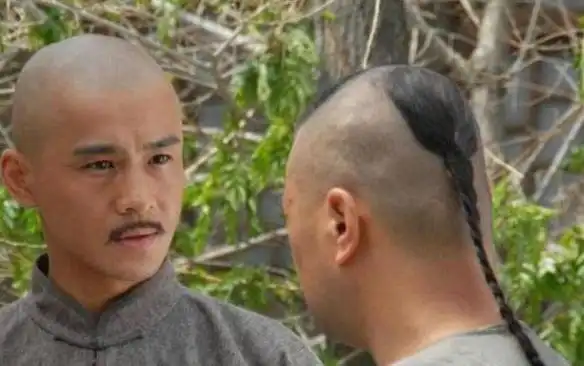 清朝男人发型很帅?别再被电视剧骗了,真实的清朝男人是这样的