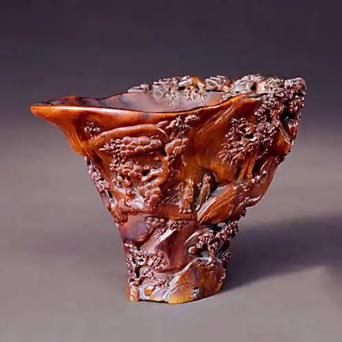 明末清初 尤侃款犀角杯山水人物图杯 故宫博物院藏