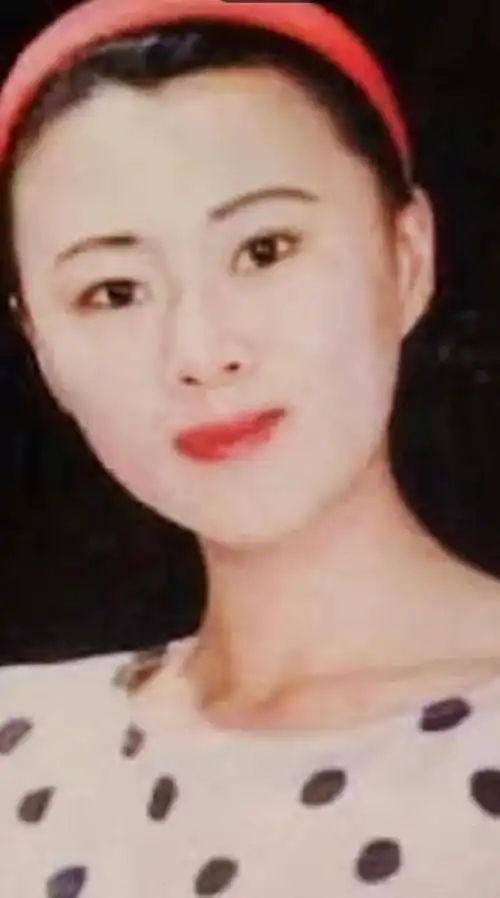 厉害了这8位土得掉渣的大妈年轻个个是一眼万年的姑娘