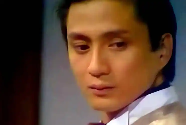 小25岁娇妻笑嘻嘻 三个女人宠上天_汤镇业_生活_家庭