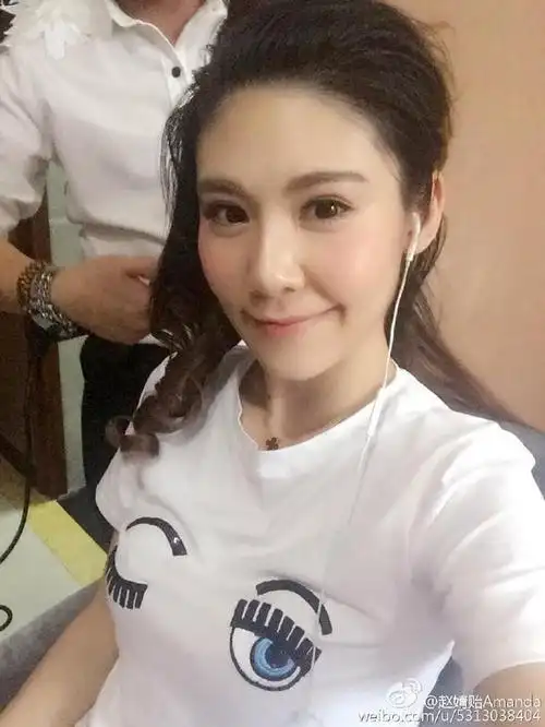 还记得05年的超女赵静怡吗?11年过去,她也换了一张脸