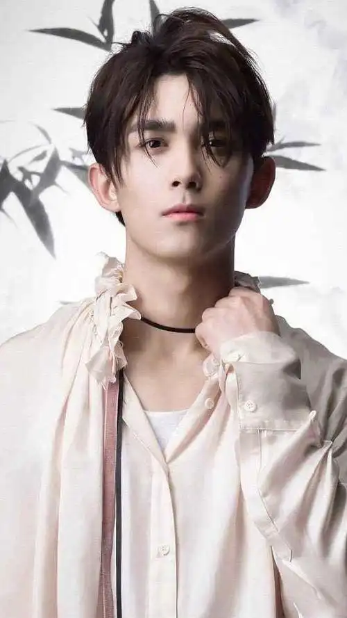 内娱公认的顶级神颜10位,李现第8许凯第6,王一博排第3