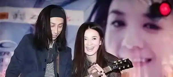 被4个男人狂追,和5婚导演同居5年,至今未婚的宋佳究竟想要什么