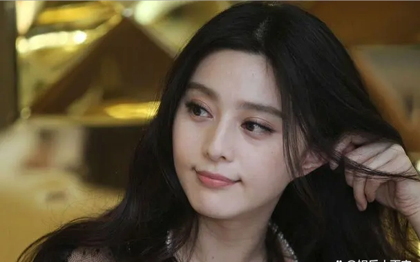 当"网红脸"进入武侠剧,撞上自然脸演员,简直是"降维打击"