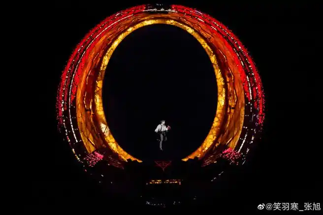 华晨宇超话#超话星动告白局##520晒出最美应援色#从工作变成信仰的