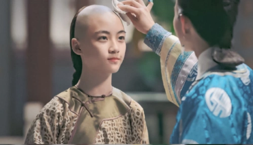 《如懿传》杀青3年,阿哥格格长大成人,主演《棋魂》《陈情令》_胡先煦