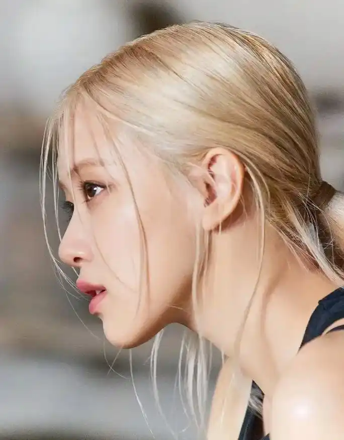 朴彩英侧脸 澳洲野玫瑰温柔至极 - 抖音