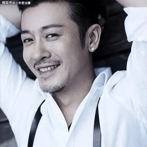 林雨申:亲妈是导演,干妈是导演,20年都能没捧红他,却在娶妻改名后爆火