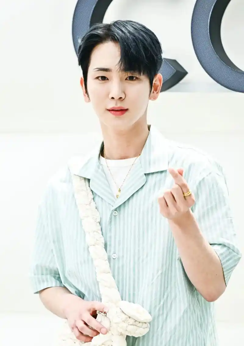 shinee key发文道歉.