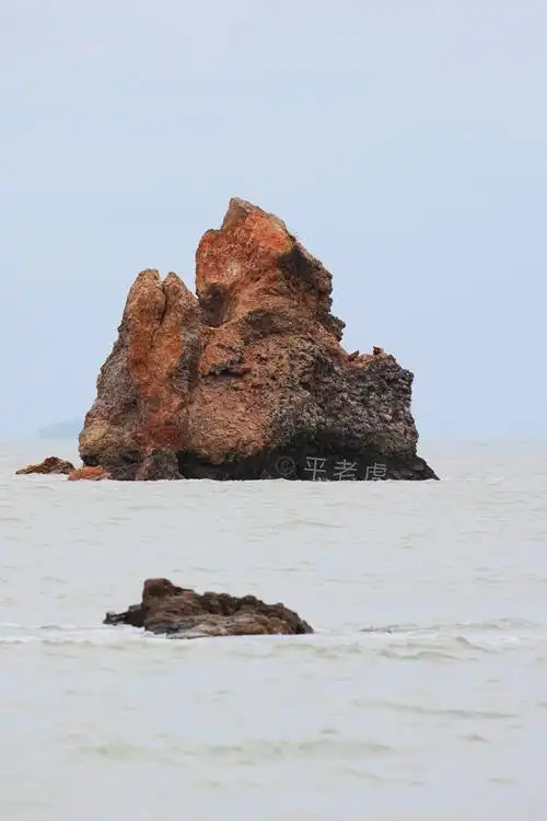 石老人倒下了,青岛迎来了石老人2.0,你觉得有必要修复吗? - 知乎