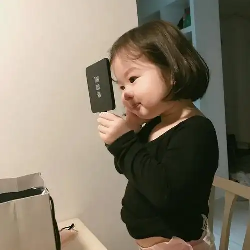 演我的小公主的小女孩(我的小公主演员小女孩剧照)